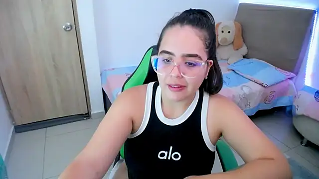  alicia z online show from February 26, 2025, 9:53 pm