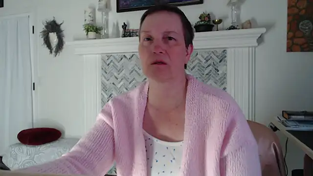 AuroraWillows online show from March 3, 2026, 3:13 am