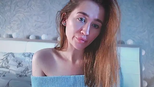 Snapshot of millllina chatting on October 7, 2025, 12:06 pm millllina online show from October 7, 2025, 12:06 pm