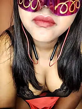 Litchi70 online show from February 9, 2025, 5:01 pm