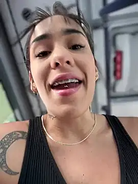 Snapshot of __IRIS__ chatting on January 23, 2025, 4:04 pm IRIS online show from January 23, 2025, 4:04 pm