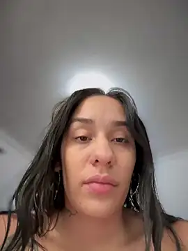 Snapshot of __IRIS__ chatting on October 1, 2025, 12:42 pm IRIS online show from October 1, 2025, 12:42 pm