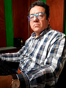 FernandoReuterG online show from December 2, 2025, 5:03 pm