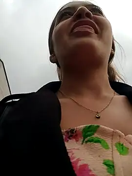 alana 69 online show from February 12, 2026, 10:31 pm