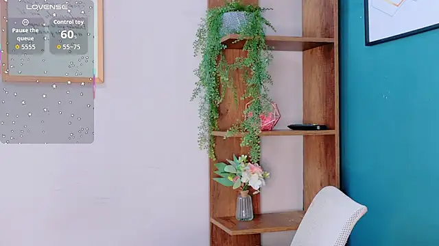 Sara Boom online show from March 9, 2026, 7:39 pm