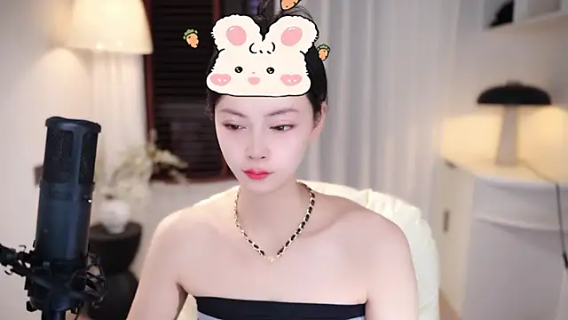 Snapshot of Ocean--Lili chatting on October 11, 2025, 2:18 pm Ocean--Lili online show from October 11, 2025, 2:18 pm