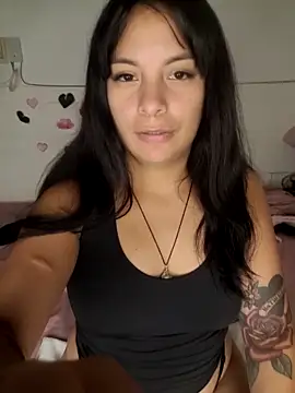 Snapshot of ZaraHoney chatting on February 21, 2025, 9:02 am ZaraHoney online show from February 21, 2025, 9:02 am
