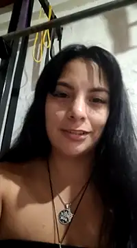 Snapshot of ZaraHoney chatting on February 17, 2025, 4:09 am ZaraHoney online show from February 17, 2025, 4:09 am