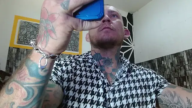 stripnolimits online show from May 15, 2026, 9:57 pm