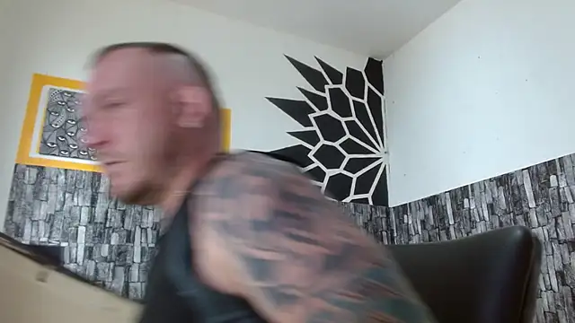 stripnolimits online show from February 6, 2026, 4:47 pm