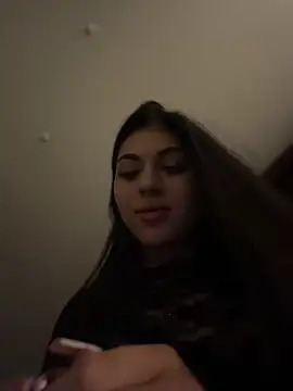 Sarasanders 4 online show from March 22, 2026, 6:59 am