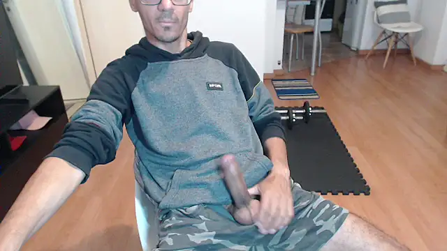 guachin hunk online show from October 14, 2025, 6:30 pm