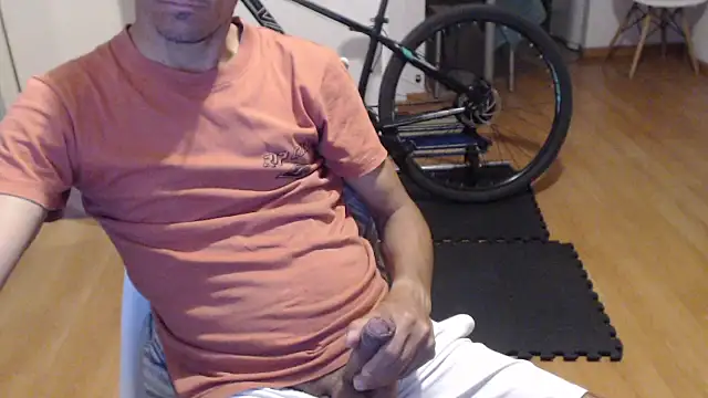 guachin hunk online show from November 22, 2025, 6:56 am