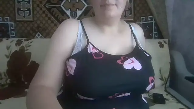 Snapshot of Diana_Britt chatting on August 4, 2026, 11:04 am Diana Britt online show from August 4, 2026, 11:04 am