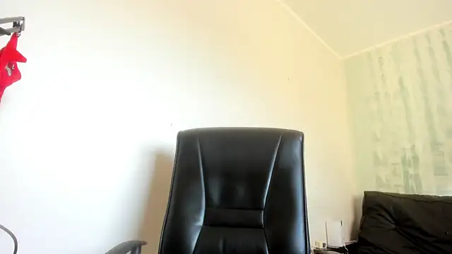 Snapshot of dinamita_Blair chatting on December 4, 2024, 8:23 pm dinamita Blair online show from December 4, 2024, 8:23 pm