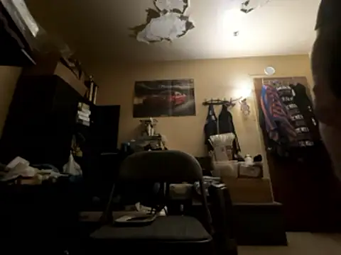 Snowbunnycake 131 online show from May 5, 2026, 7:33 am
