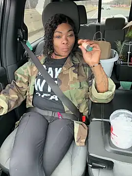 HaloRodeoLover2 online show from March 6, 2026, 9:10 pm