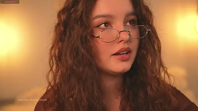 Snapshot of Victoria_Karma chatting on October 23, 2025, 3:21 pm Victoria Karma online show from October 23, 2025, 3:21 pm