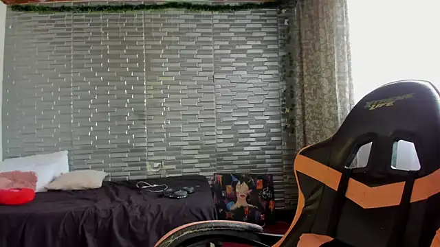 Ginger Sweetty online show from March 16, 2026, 3:15 pm