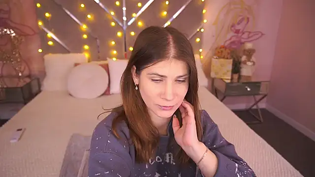 CassandraGood online show from January 11, 2026, 6:53 am