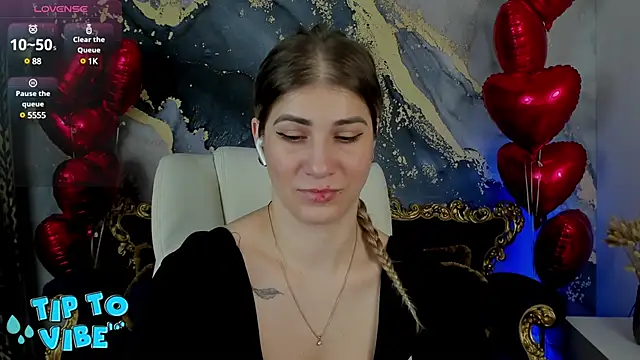 Snapshot of CassandraGood chatting on February 13, 2025, 10:55 am CassandraGood online show from February 13, 2025, 10:55 am