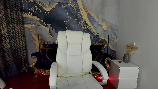 Snapshot of CassandraGood chatting on March 12, 2025, 7:24 am CassandraGood online show from March 12, 2025, 7:24 am