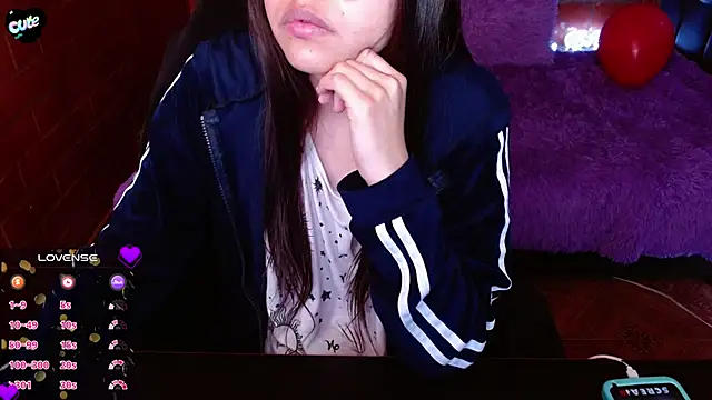 Snapshot of MidoriQuiinn chatting on April 23, 2026, 3:46 pm MidoriQuiinn online show from April 23, 2026, 3:46 pm