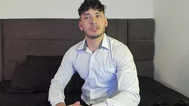 alejandro  2 online show from January 16, 2026, 6:01 pm