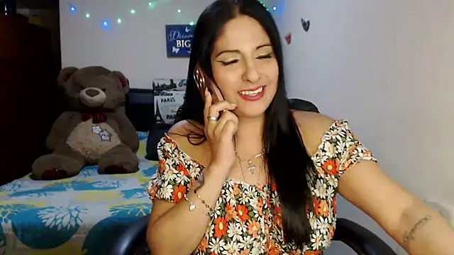 Snapshot of sahtlove1 chatting on November 12, 2025, 12:04 am sahtlove1 online show from November 12, 2025, 12:04 am