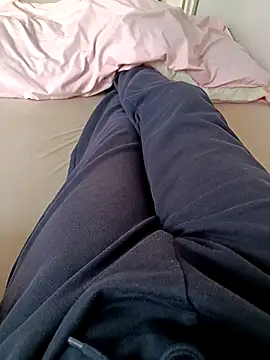 ScalicHat69 online show from October 18, 2025, 1:02 pm