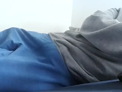 ScalicHat69 online show from December 15, 2025, 10:32 am