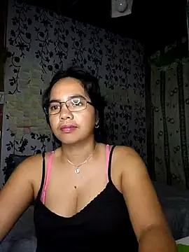 lovely samxxx24 online show from November 2, 2025, 8:36 pm