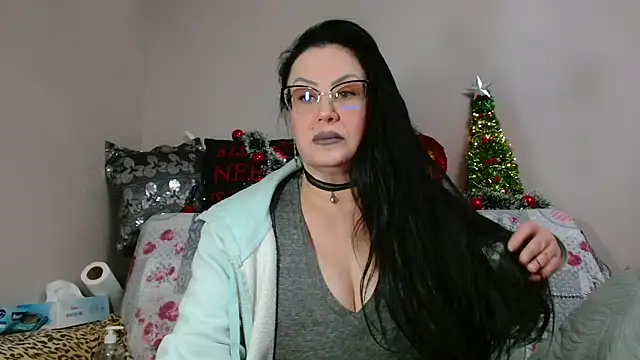 x  KHALEESI  x online show from January 15, 2026, 8:12 pm