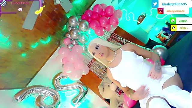 ashley 19xx online show from November 12, 2025, 4:22 pm