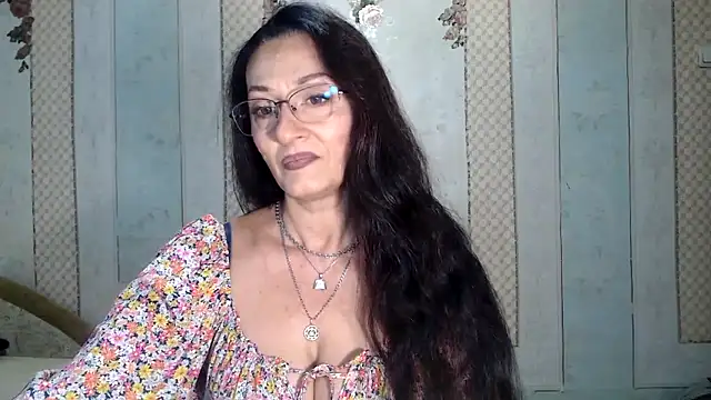 Snapshot of Antralyn chatting on October 24, 2025, 9:19 am Antralyn online show from October 24, 2025, 9:19 am