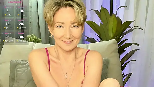 AkexandraFix online show from January 20, 2025, 2:46 pm