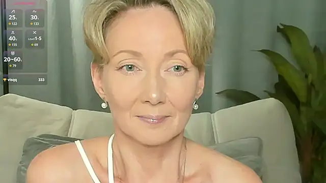 Snapshot of AkexandraFix chatting on June 16, 2026, 1:55 pm AkexandraFix online show from June 16, 2026, 1:55 pm