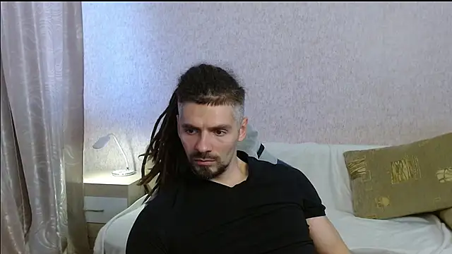 Snapshot of Aestheticguy101 chatting on October 26, 2025, 10:59 am Aestheticguy101 online show from October 26, 2025, 10:59 am