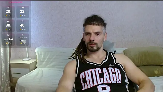 Snapshot of Aestheticguy101 chatting on November 2, 2025, 10:42 am Aestheticguy101 online show from November 2, 2025, 10:42 am