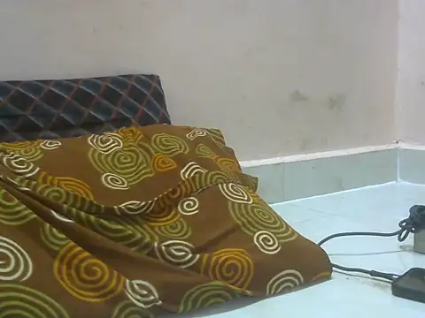 desi llund online show from May 10, 2026, 1:42 am