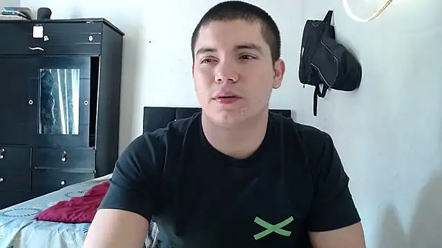 suckmydickbitch97 online show from October 19, 2025, 1:14 pm