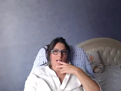 LisaAngel23 online show from September 17, 2025, 9:44 am