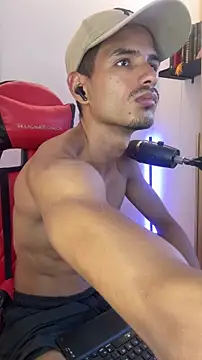 Snapshot of diego_latino chatting on October 10, 2025, 9:37 pm diego latino online show from October 10, 2025, 9:37 pm