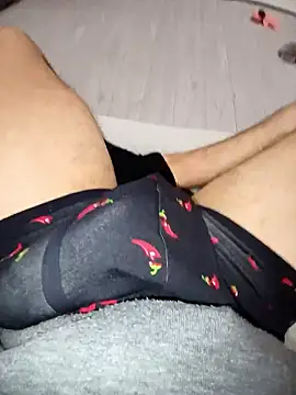 Snapshot of QuietBoy chatting on February 16, 2026, 3:54 pm QuietBoy online show from February 16, 2026, 3:54 pm