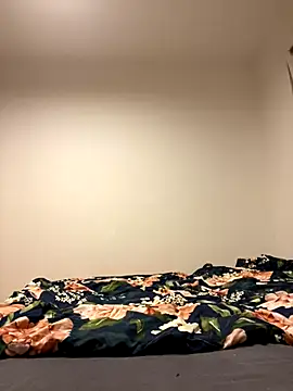 Slimteenboy online show from September 14, 2025, 8:31 pm