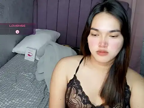 MoaningKylie online show from March 1, 2026, 4:01 am