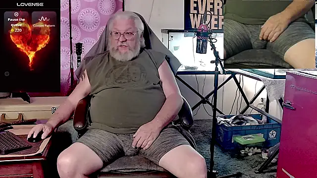 Snapshot of countrydomdaddy chatting on August 7, 2026, 10:16 pm countrydomdaddy online show from August 7, 2026, 10:16 pm