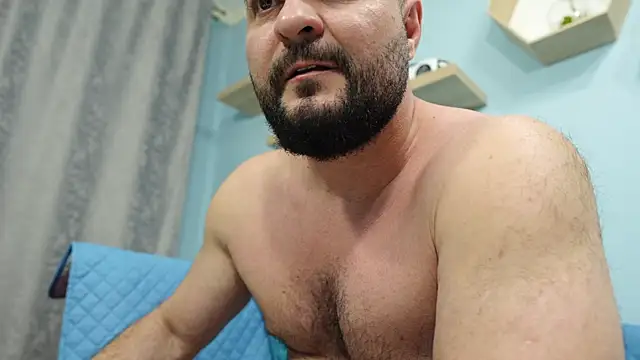 Muscle Bear online show from February 20, 2025, 3:08 pm
