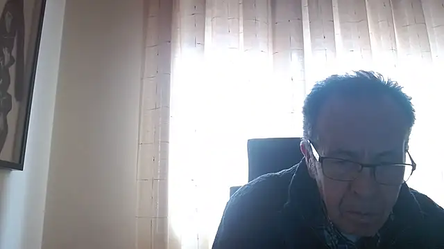 Snapshot of TonyComa chatting on January 12, 2026, 11:39 am TonyComa online show from January 12, 2026, 11:39 am