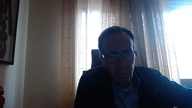 Snapshot of TonyComa chatting on April 14, 2026, 4:12 pm TonyComa online show from April 14, 2026, 4:12 pm